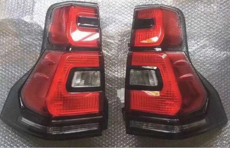 Задняя Фара от Toyota Prado